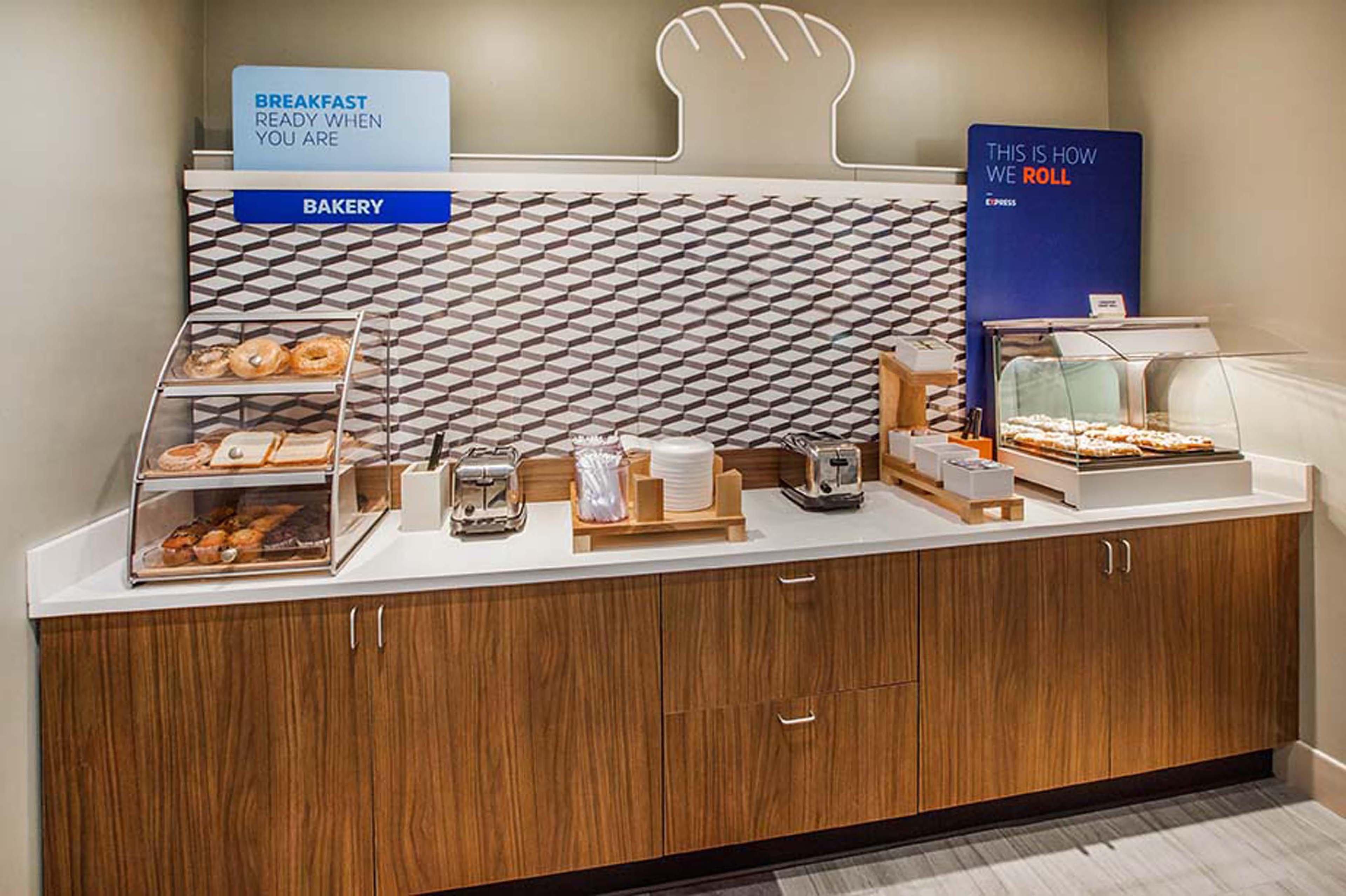 Holiday Inn Express - Cortland By Ihg Екстер'єр фото