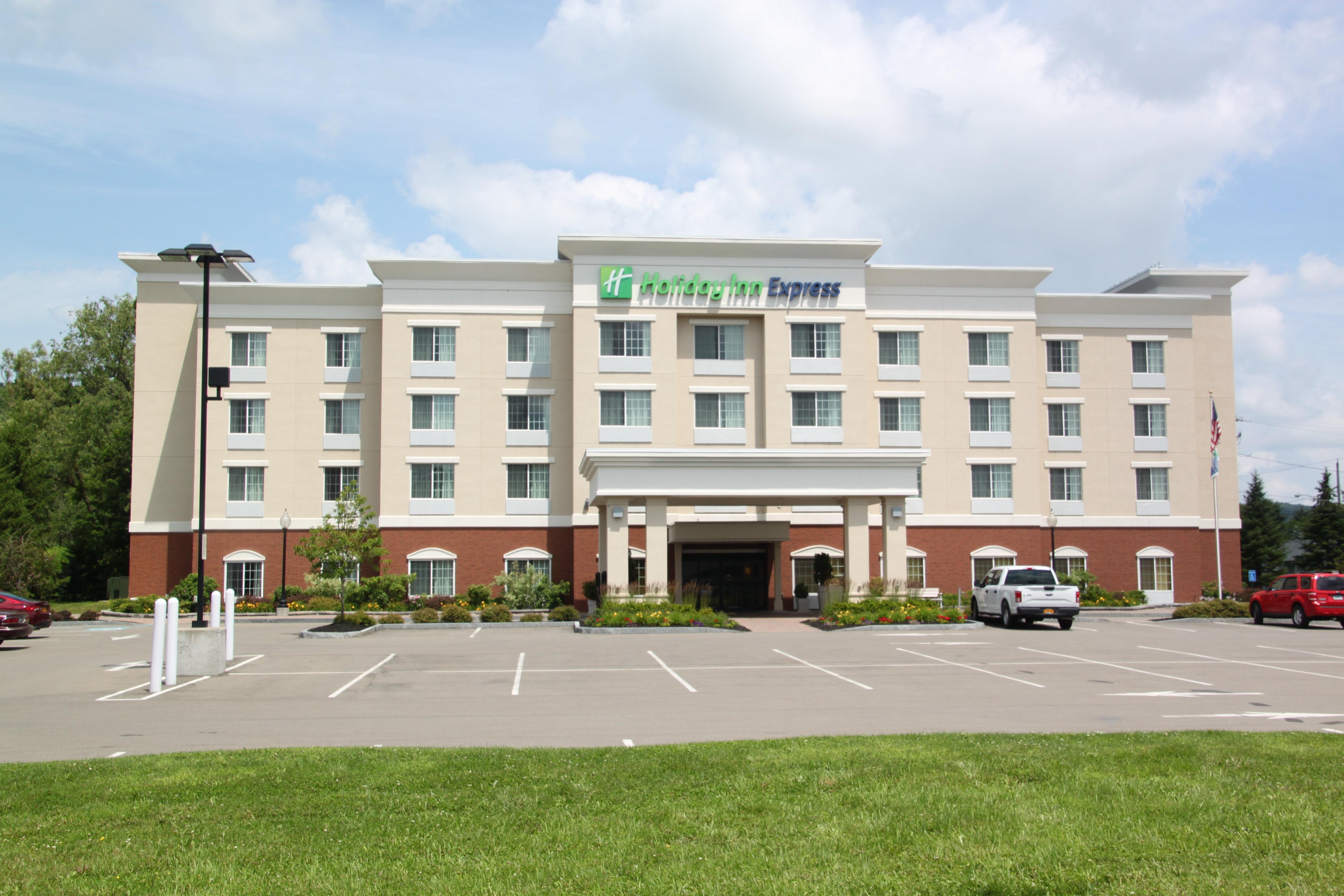 Holiday Inn Express - Cortland By Ihg Екстер'єр фото